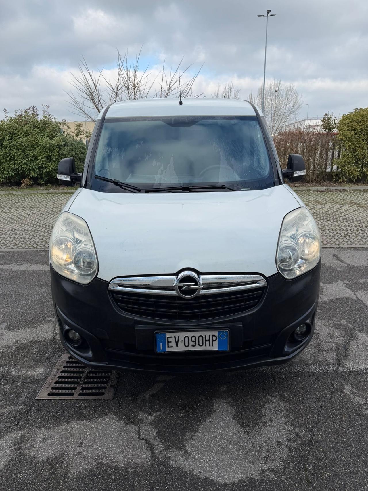 Opel combo 1.4 turbo metano