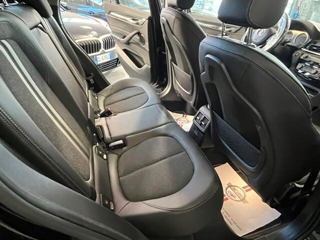 Bmw X1 sDrive18d Sport PACCHETTO LUCI INTERNO AUTOMATICO