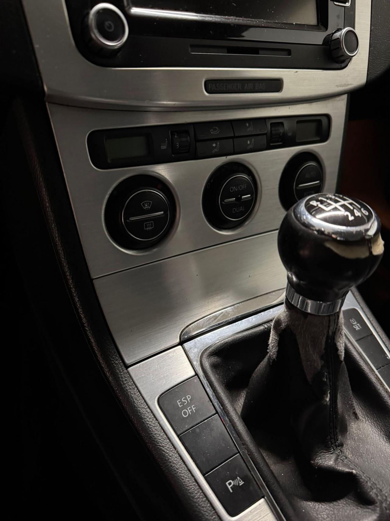 Volkswagen Passat 2.0 TDI DPF Var. Highline 2009 EURO 5