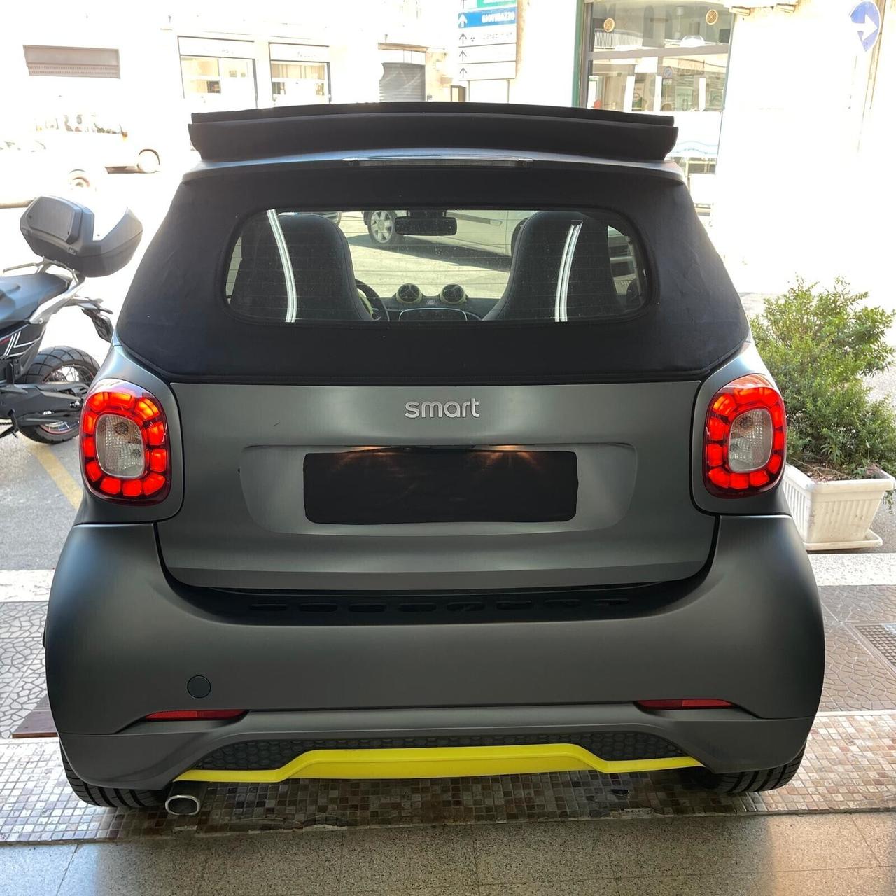 Smart ForTwo BRABUS Turbo 90cv cabrio Tailor Made