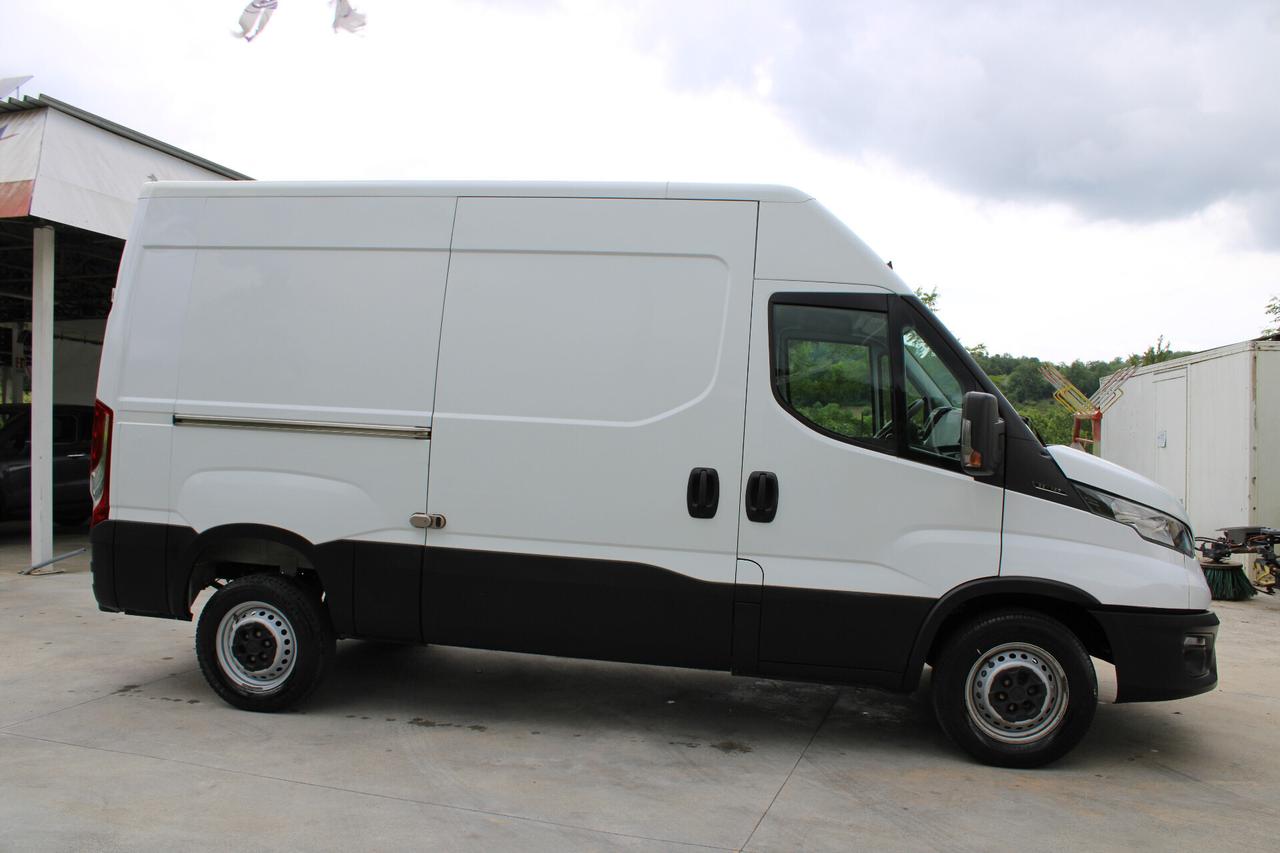 Iveco Daily 35S12V 2.3 HPT PM-TM Furgone