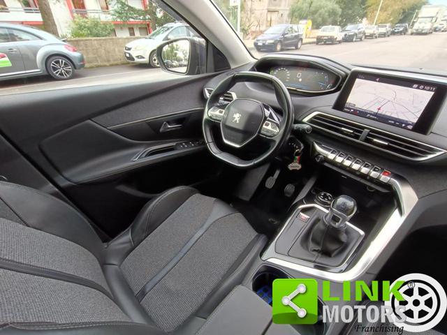 PEUGEOT 3008 BlueHDi 120 S&S Allure