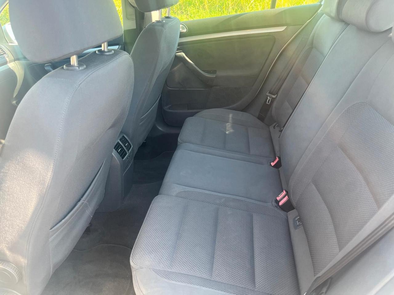 Volkswagen Golf 1.9 TDI 5p