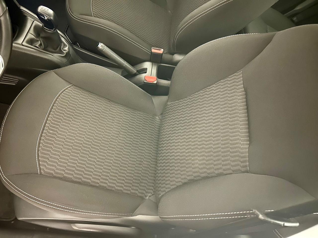 Peugeot 208 BlueHDi 75 5 porte