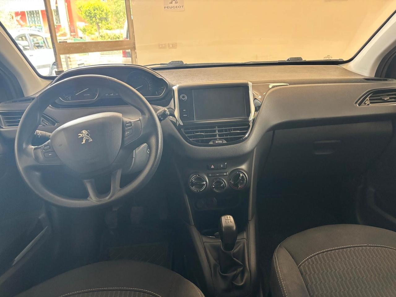 PEUGEOT 208 ANNO 2017 BZ GPL ADATTA NEOPATENTATI KM 167 MILA