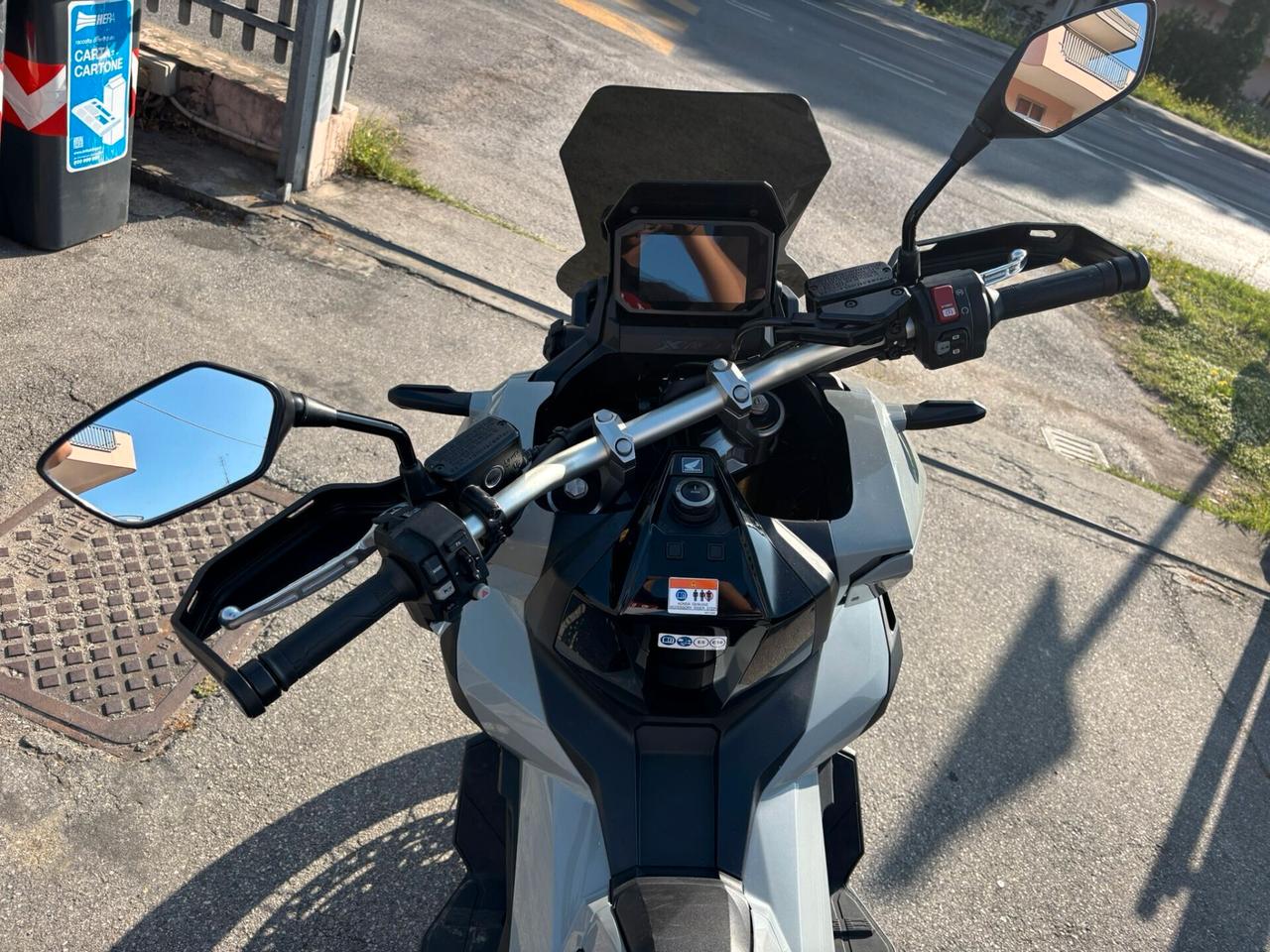 HONDA X-ADV 750
