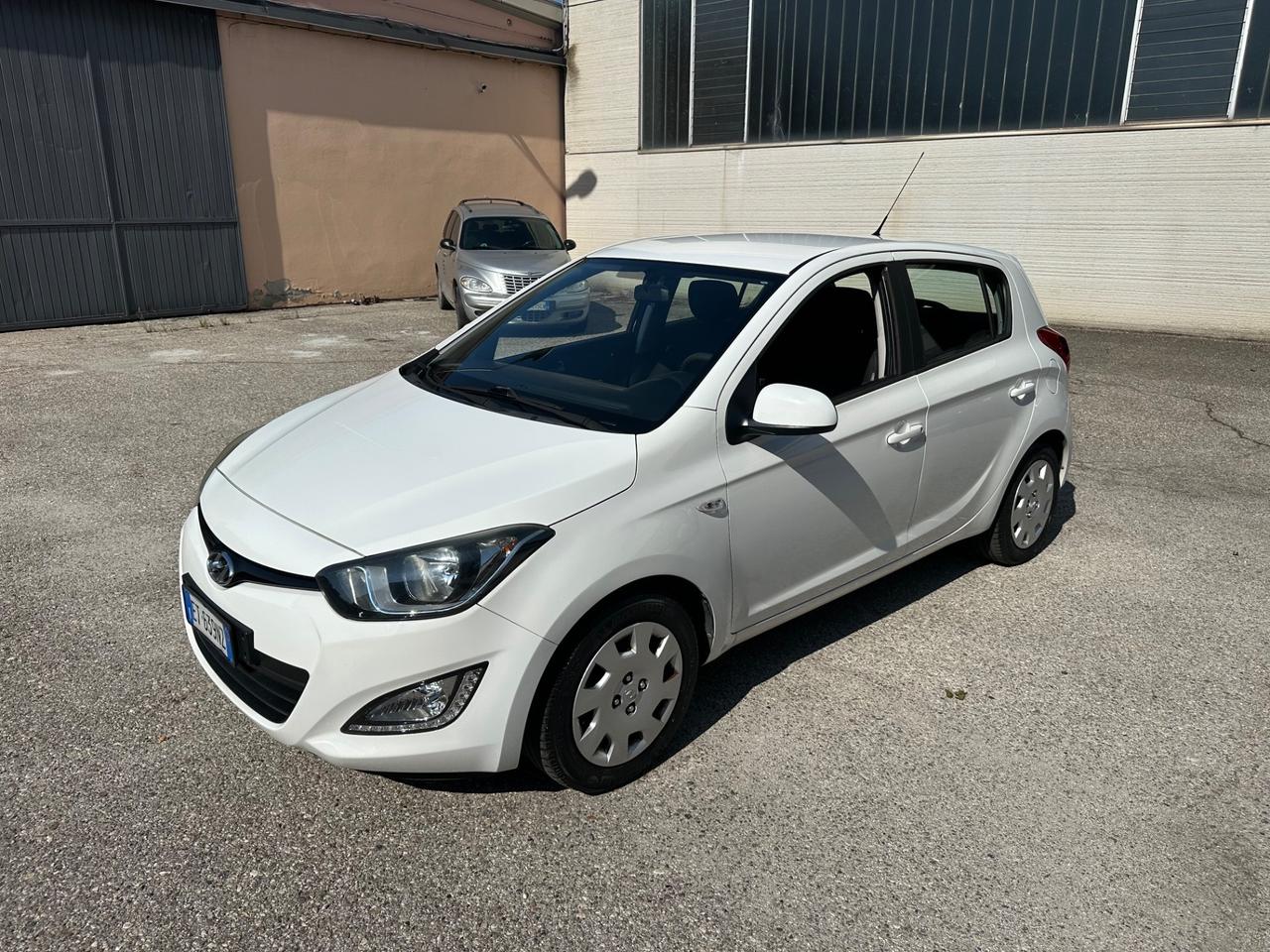 Hyundai i20 1.2 5p. Finanziabile OK NEOPATENTATI