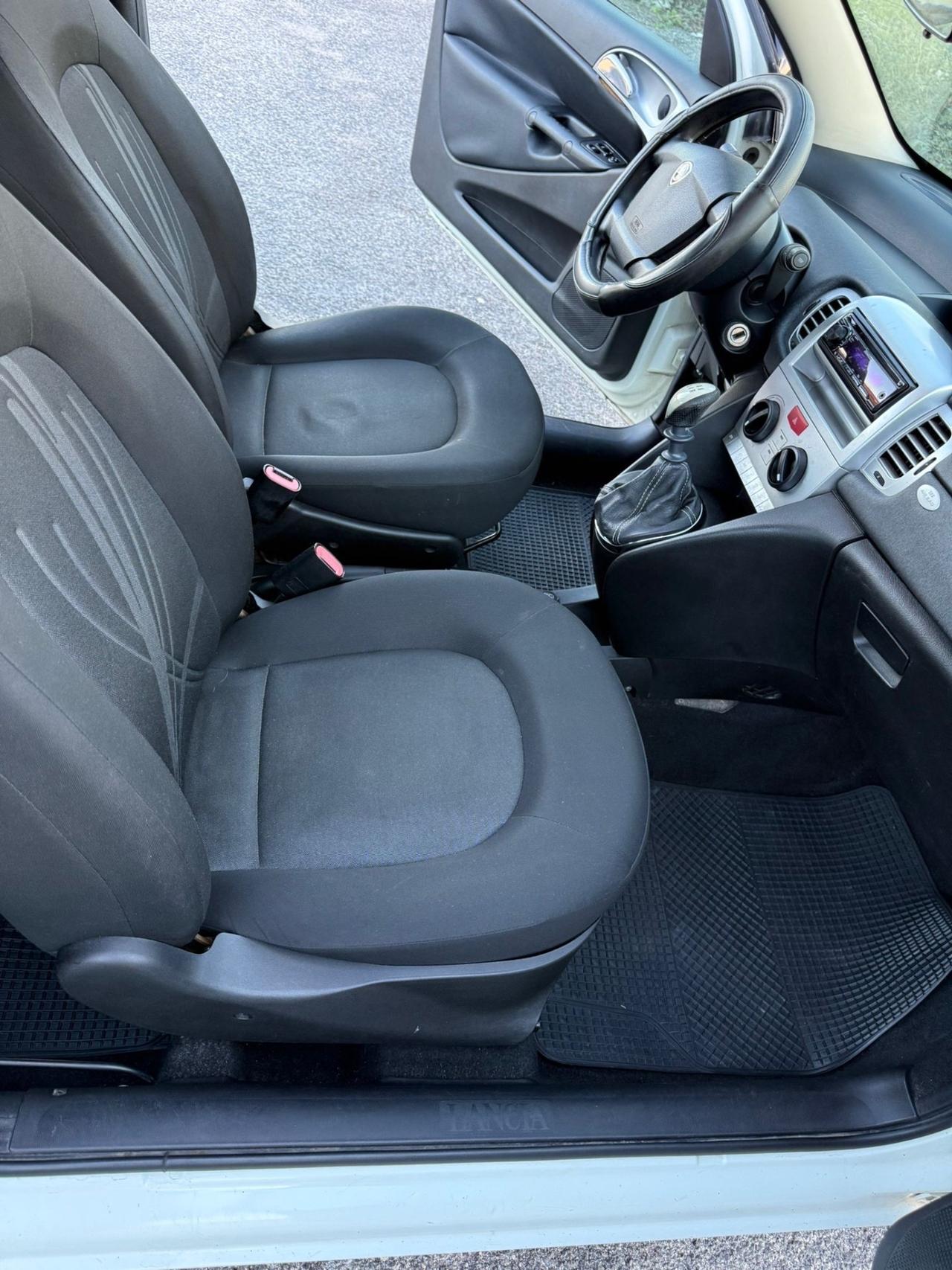 Lancia Ypsilon 1.2 69 CV 5 porte GPL Ecochic Gold