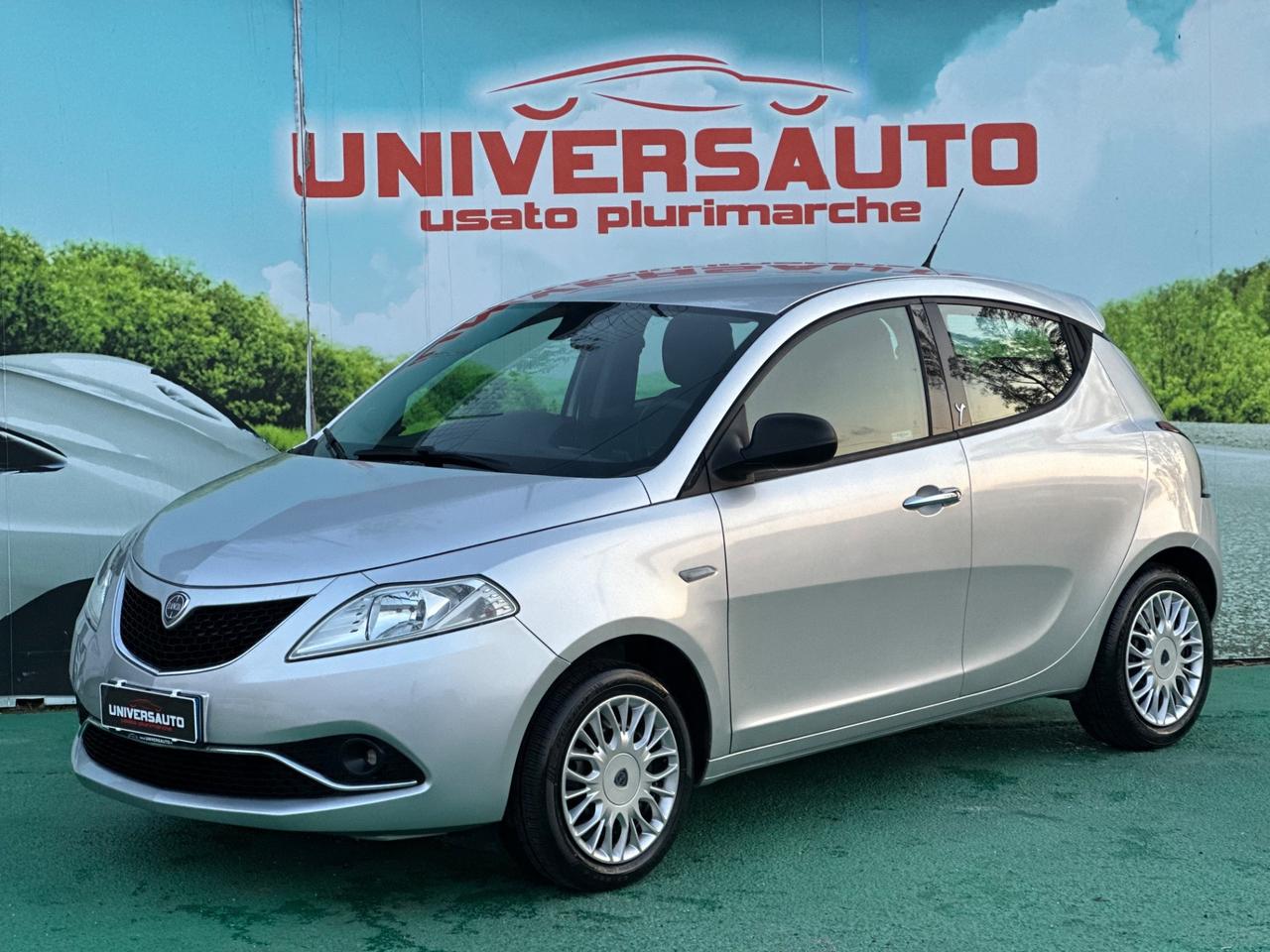 Lancia Ypsilon 1.2 Benzina 69cv Silver 2016