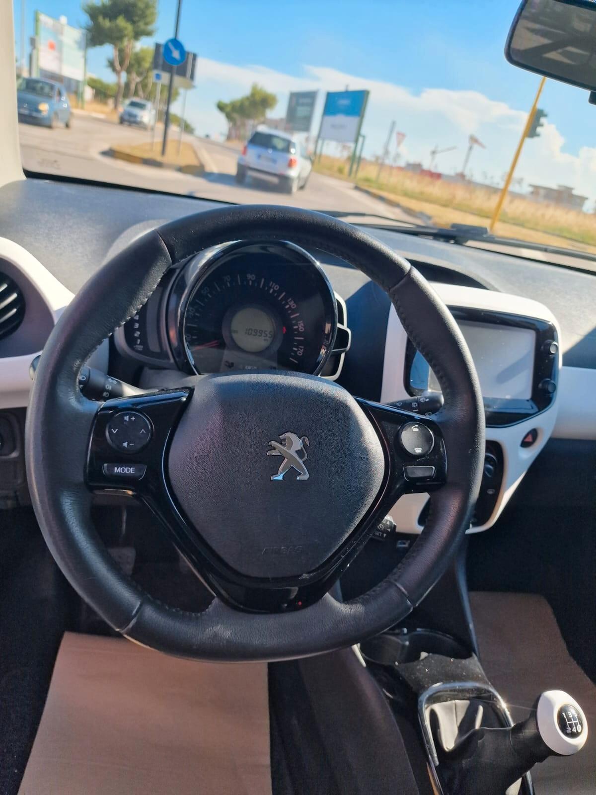 Peugeot 108 VTi 68 ETG 5 porte Allure