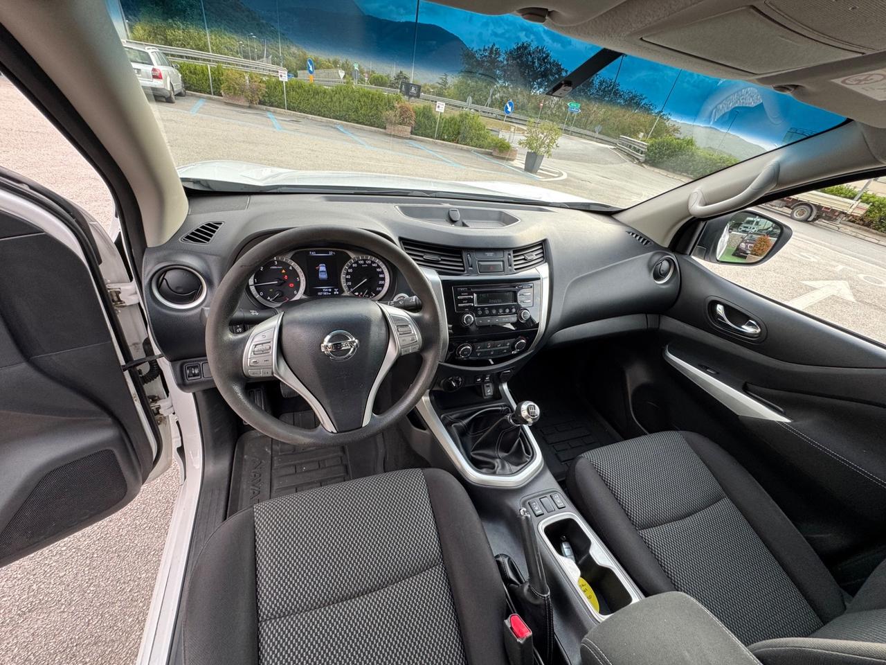Nissan Navara 2.3 dCi 4WD King Cab N-Connecta, FULL
