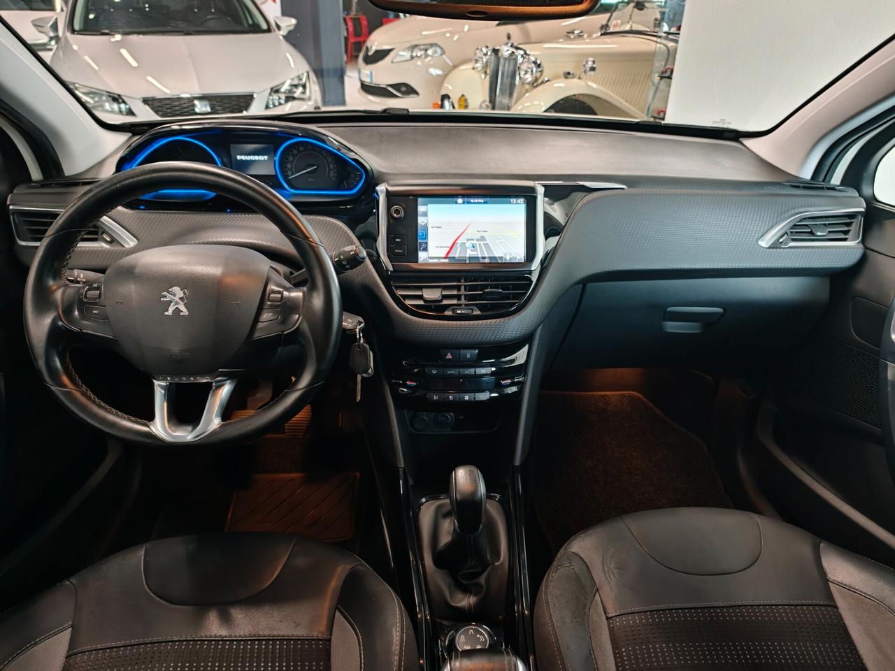Peugeot 2008 BlueHDi 100 Allure