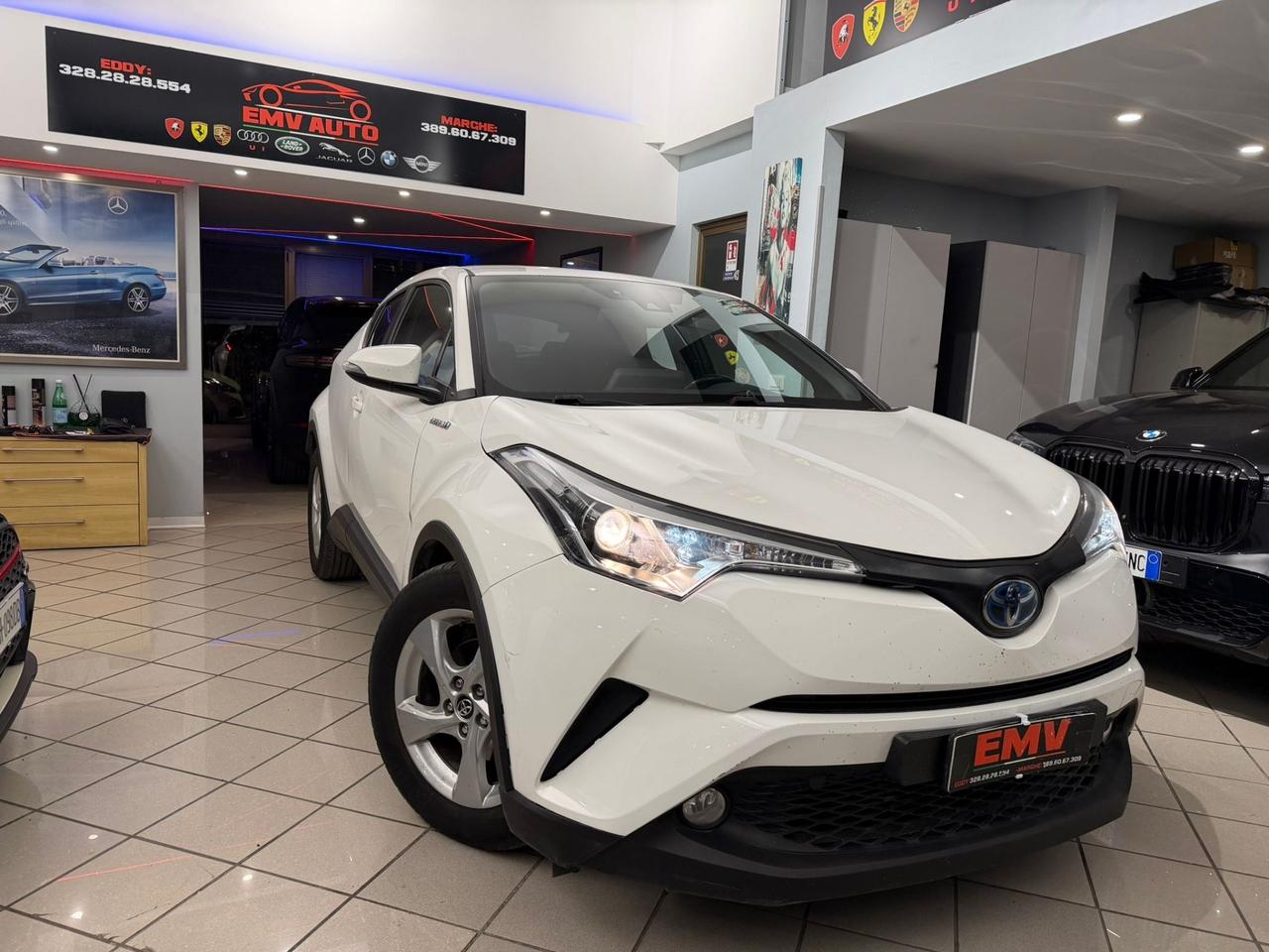 Toyota C-HR 1.8 Hybrid E-CVT Style