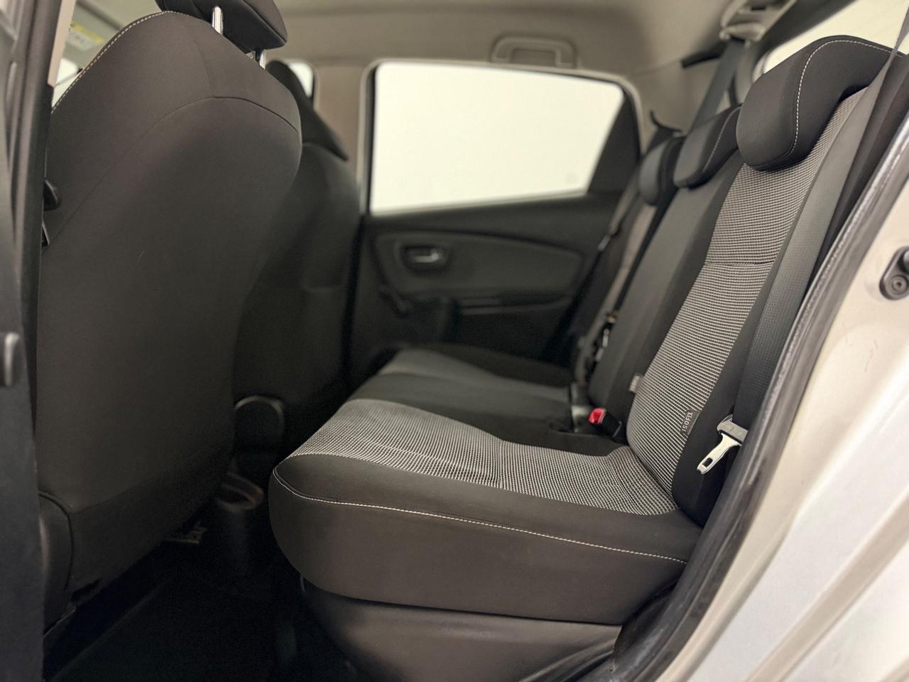 Toyota Yaris 1.5 Hybrid 5 porte Active AUTOMATICA NEOPATENTATI