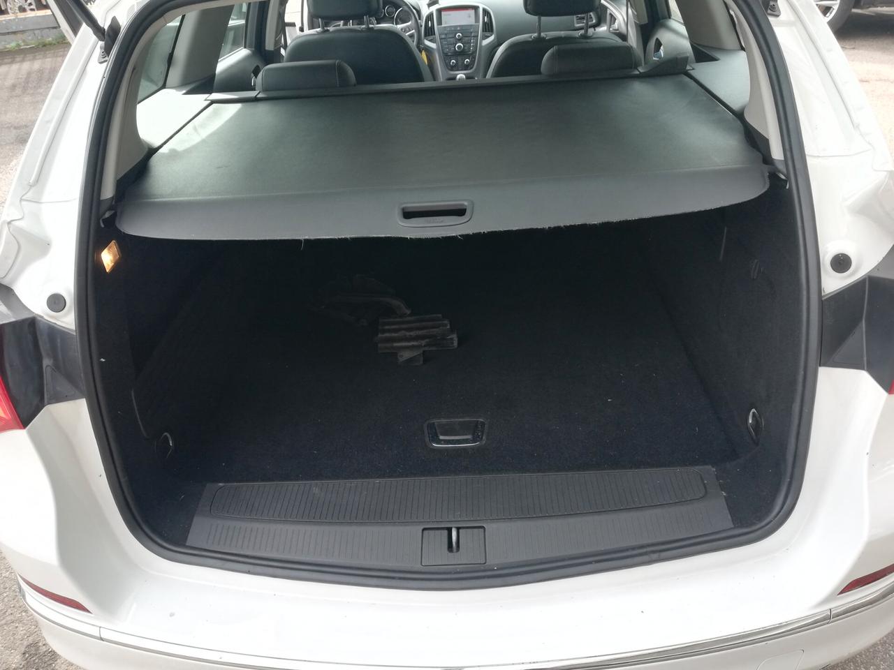 Opel Astra 1.6 CDTI EcoFLEX S&S Sports Tourer Cosmo
