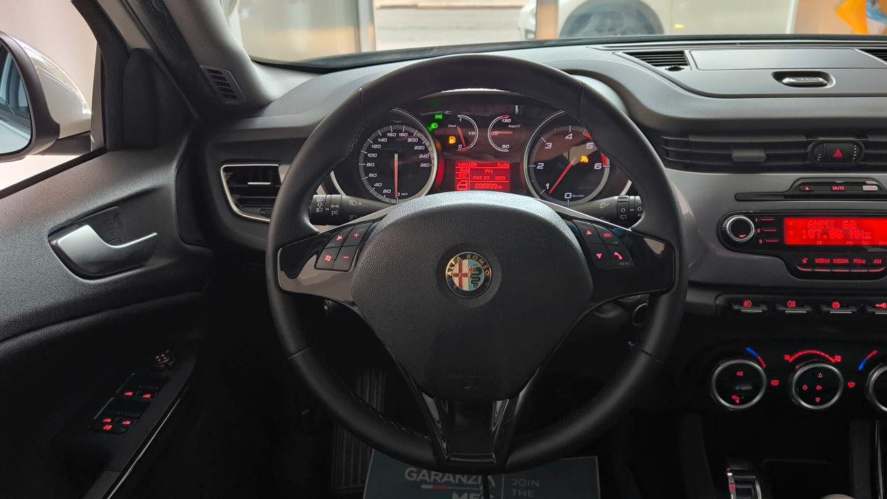 Alfa Romeo Giulietta 2.0 JTDm-2 140 CV Distinctive