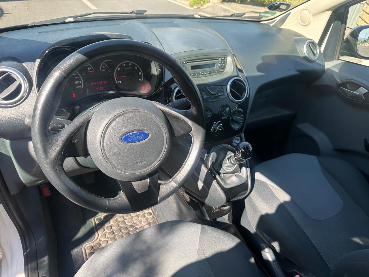 Ford Ka Ka+ 1.2 8V 69CV Titanium