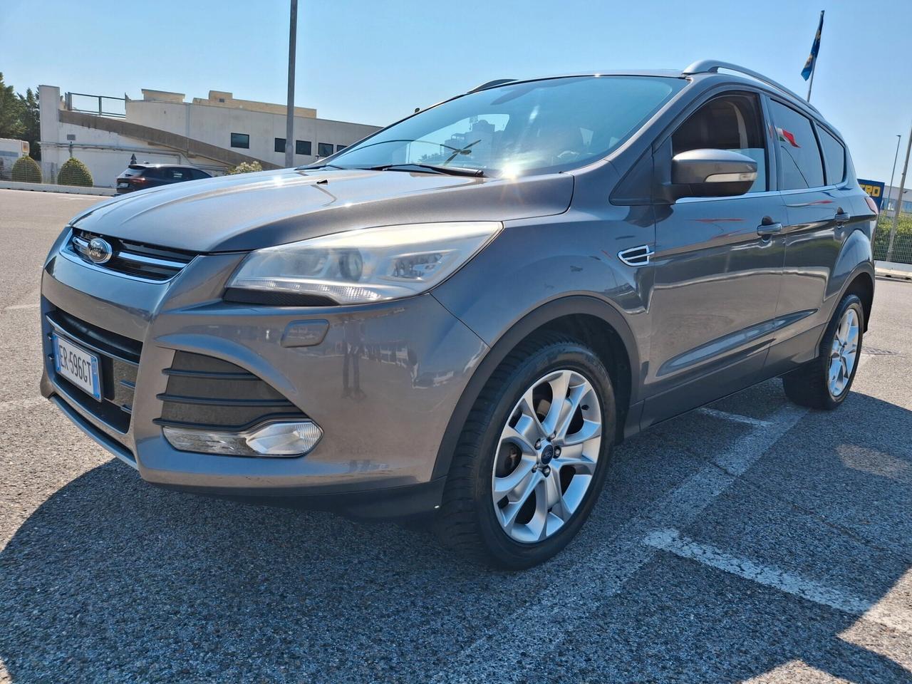 Ford Kuga 2.0 TDCI 163 CV 4WD Powershift Titanium-AUTOMATICO-