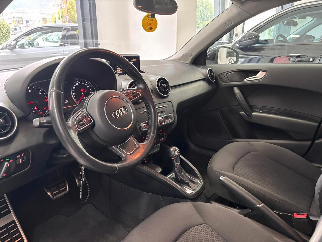 AUDI A1 SPORTBACK 1.4 TDI S-TRONIC S-LINE