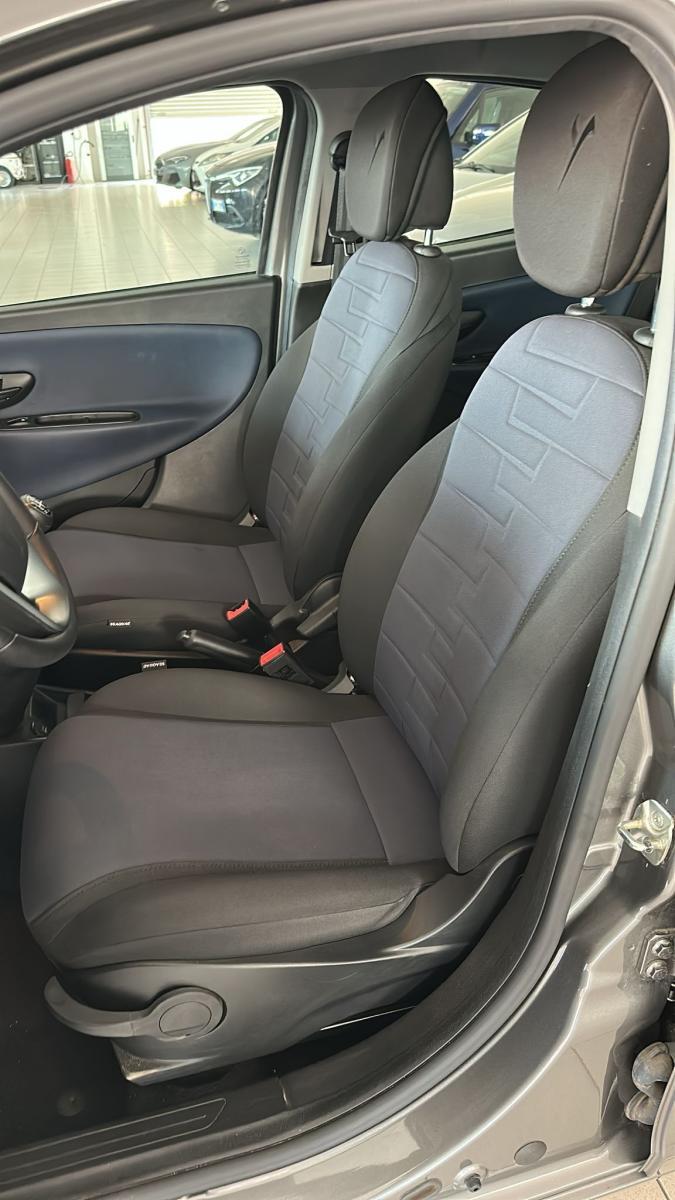 LANCIA - Ypsilon - 1.0 FireFly 5p.S&S Hyb. Gold Pl.