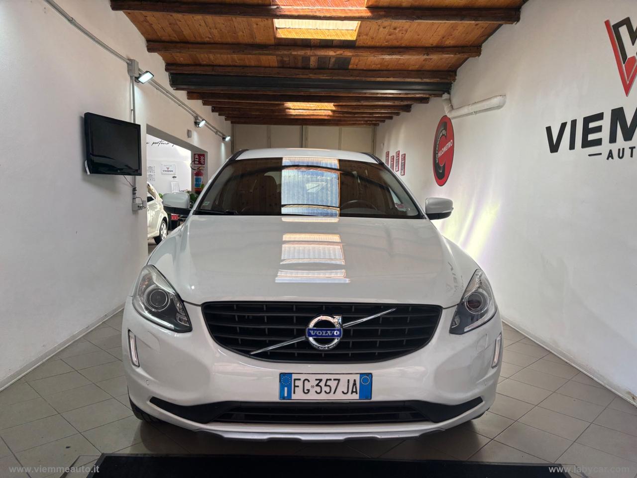 VOLVO XC60 D3 Geartronic Summum