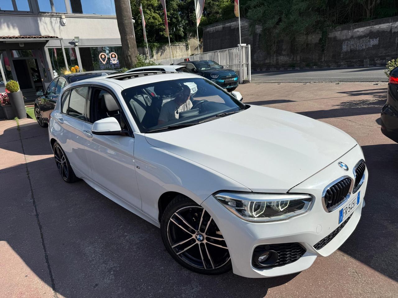 Bmw 116 116d 5p. M SPORT