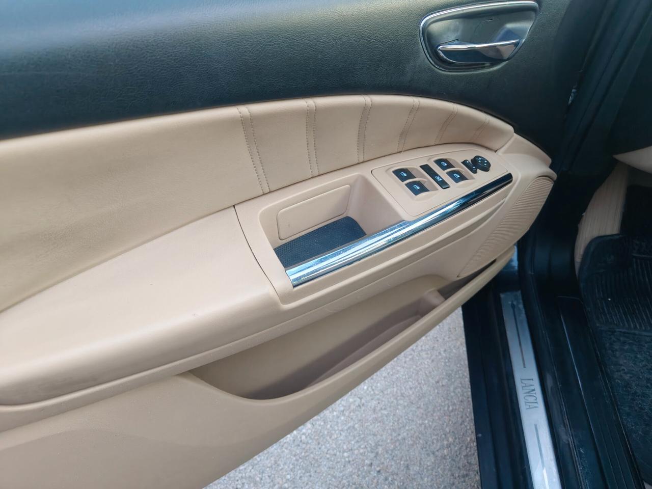 Lancia Delta 1.6 MJT DPF Selectronic Platinum