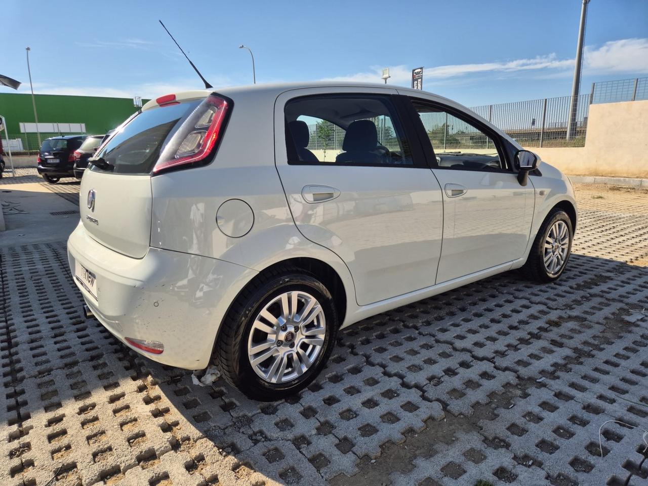 Fiat Punto 1.3 MJT II S&S 85 CV 5 porte ECO Lounge