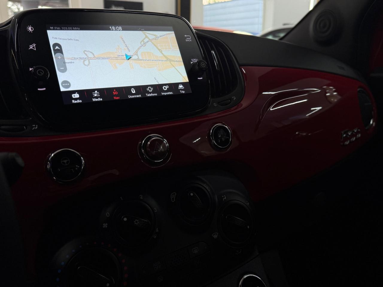 Fiat 500 1.0 Hybrid Red Full Optional