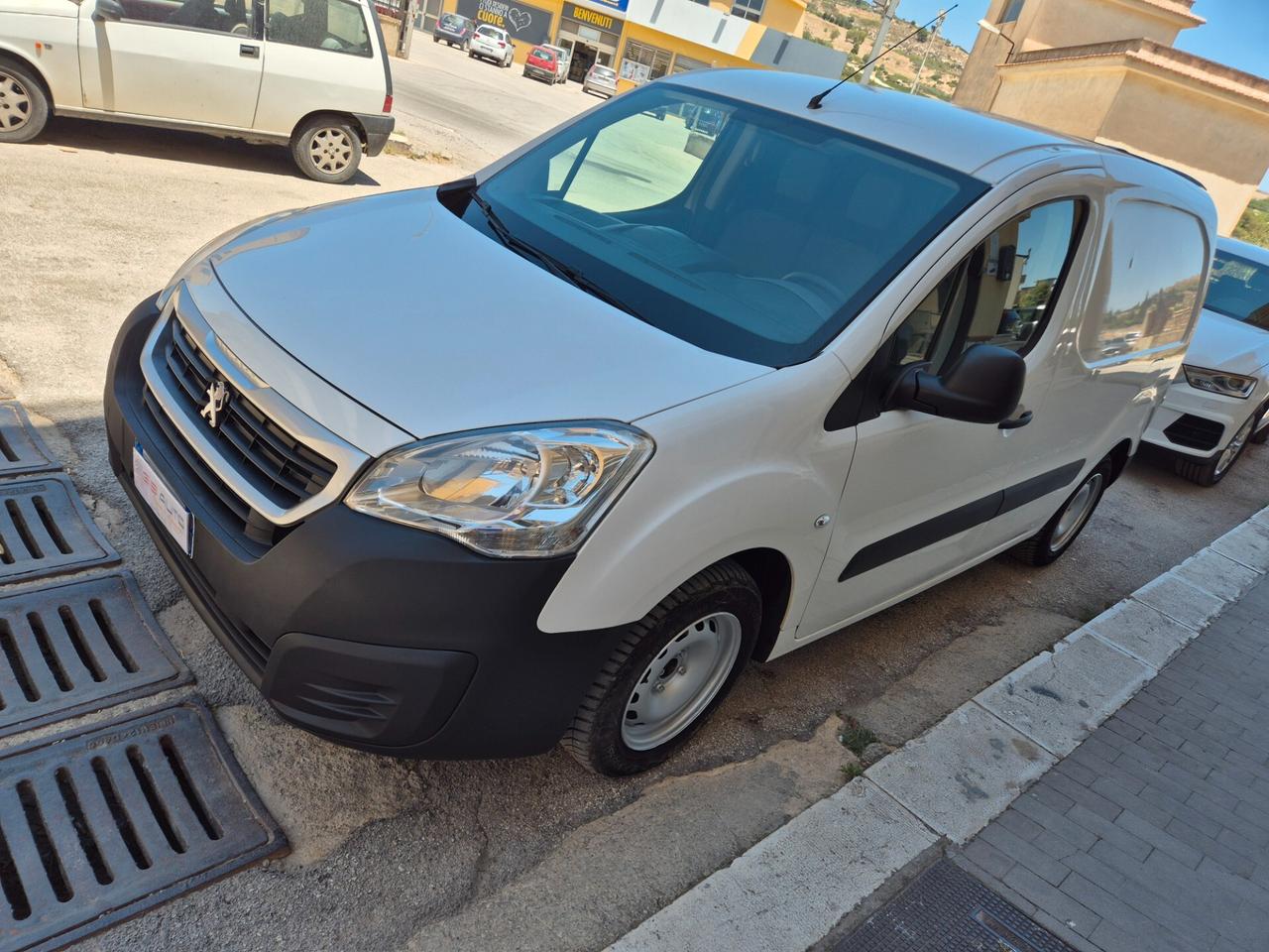 PEUGEOT PARTNER 3 POSTI 2016 1.6 HDI 120 CV KM CERTI