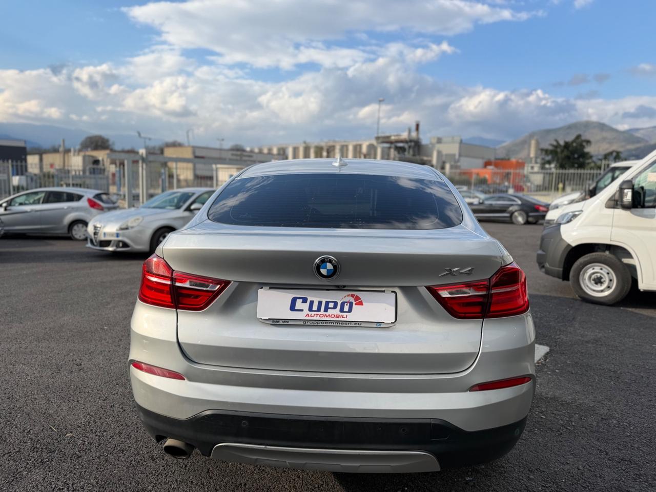 Bmw X4 xDrive20d xLine PER OPERATORI DEL SETTORE