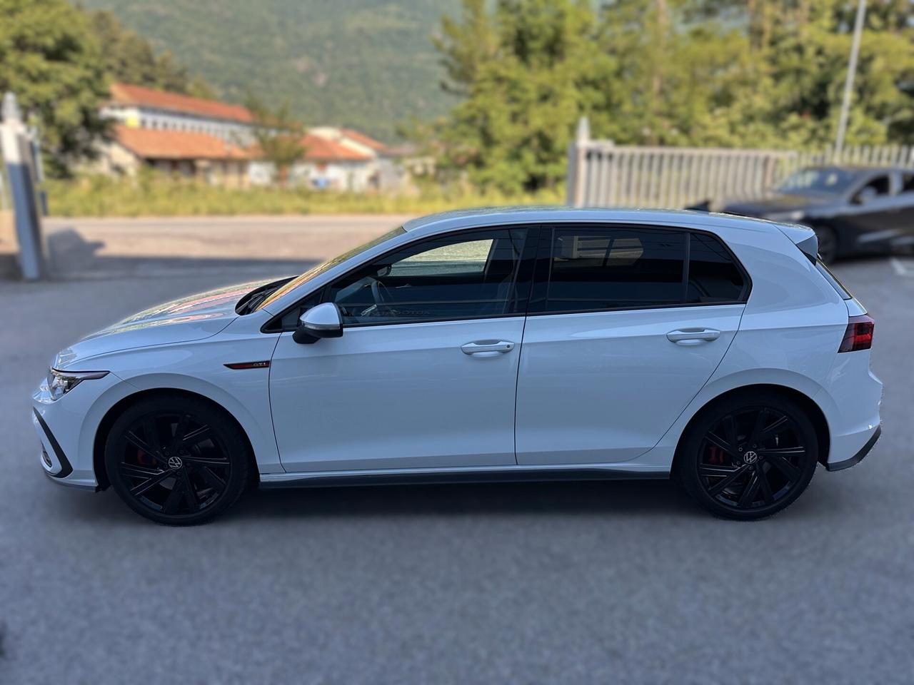 Volkswagen Golf GTI 2.0 TSI DSG