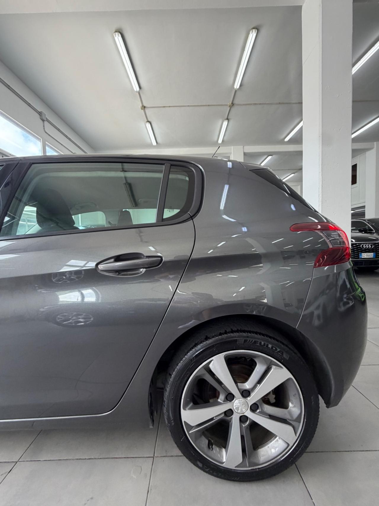Peugeot 308 BlueHDi 130 S&S Allure FINANZIABILE