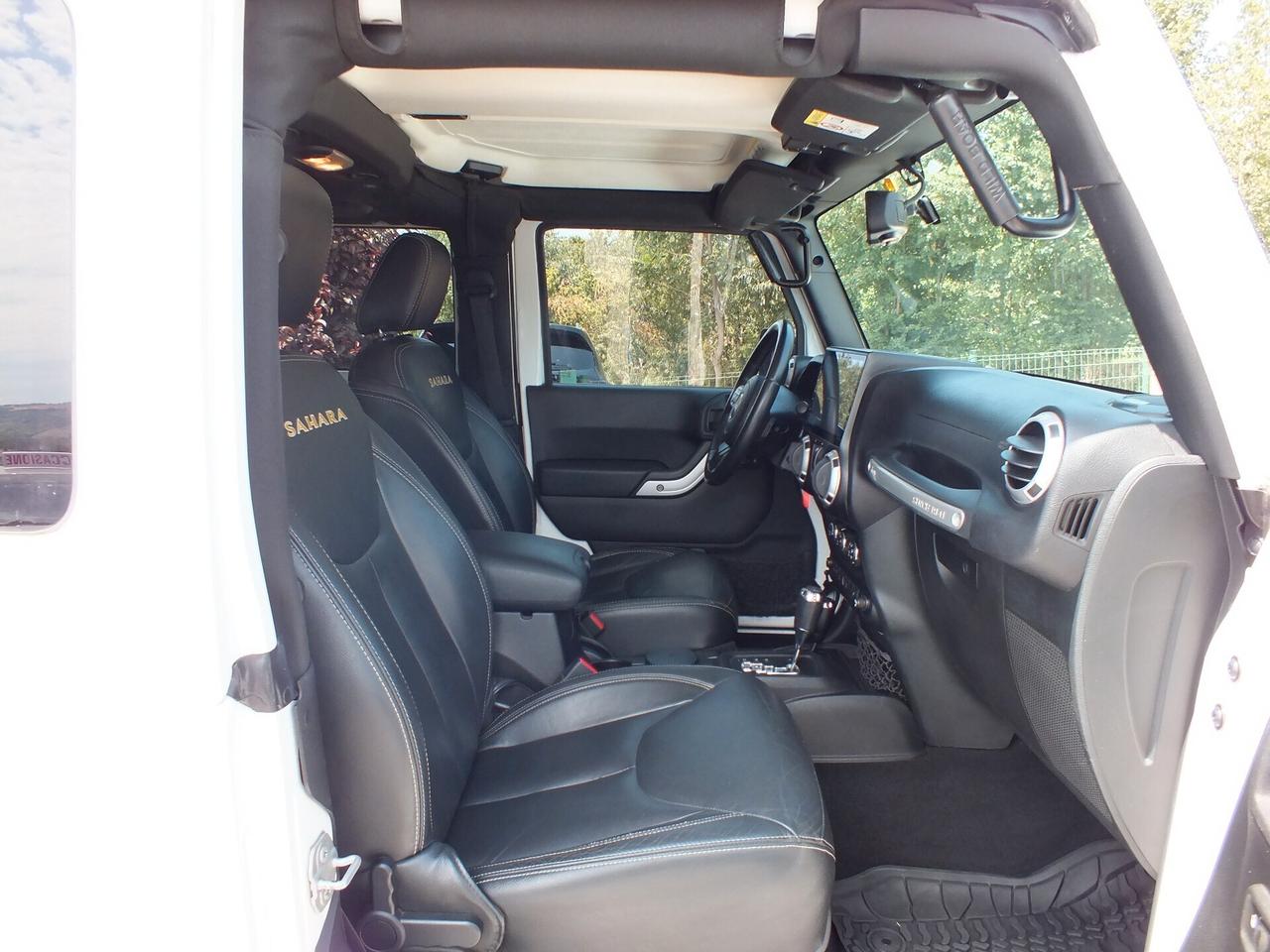 JEEP WRANGLER 2.8 CRD DPF SAHARA AUTOM.