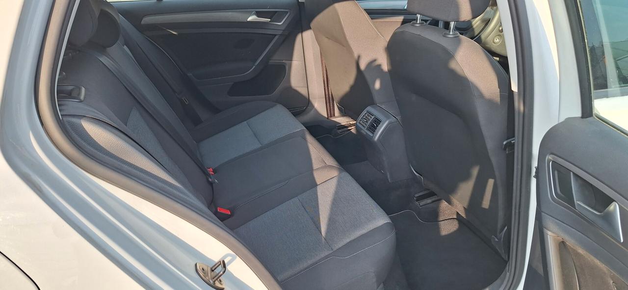 Volkswagen Golf 1.2 TSI 105 CV 5p. Trendline BlueMotion Technology