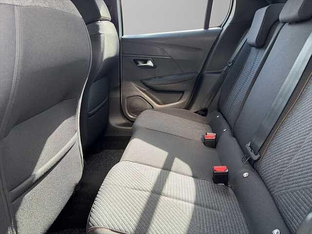 Peugeot 208 Hybrid 100 e-DCS6 Style