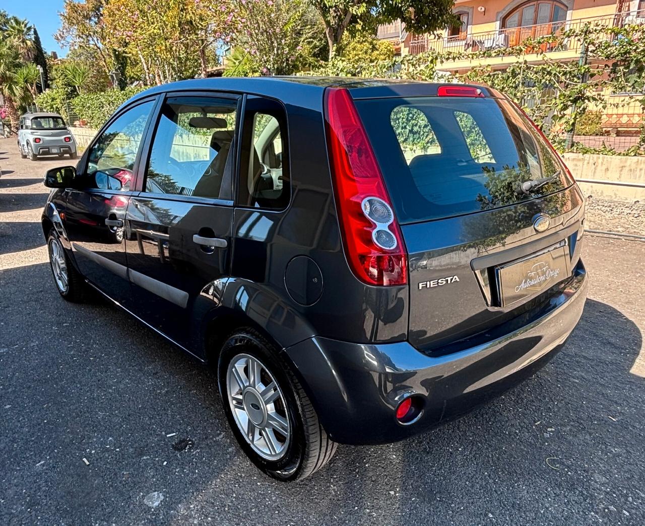 Ford Fiesta 1.6 TDCI 90CV 5porte DPF Titanium