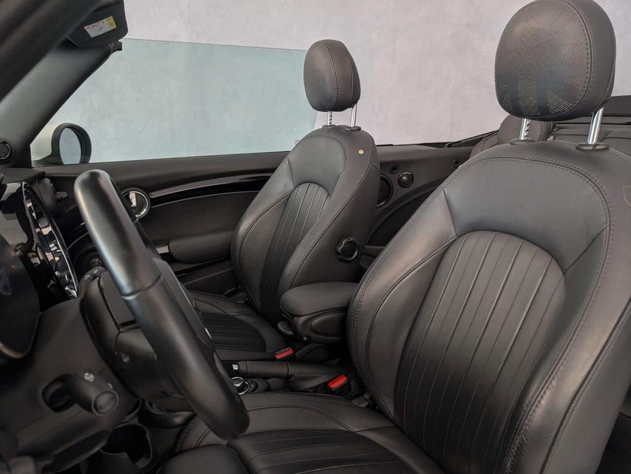 Mini 1.5 Cooper Essential Cabrio