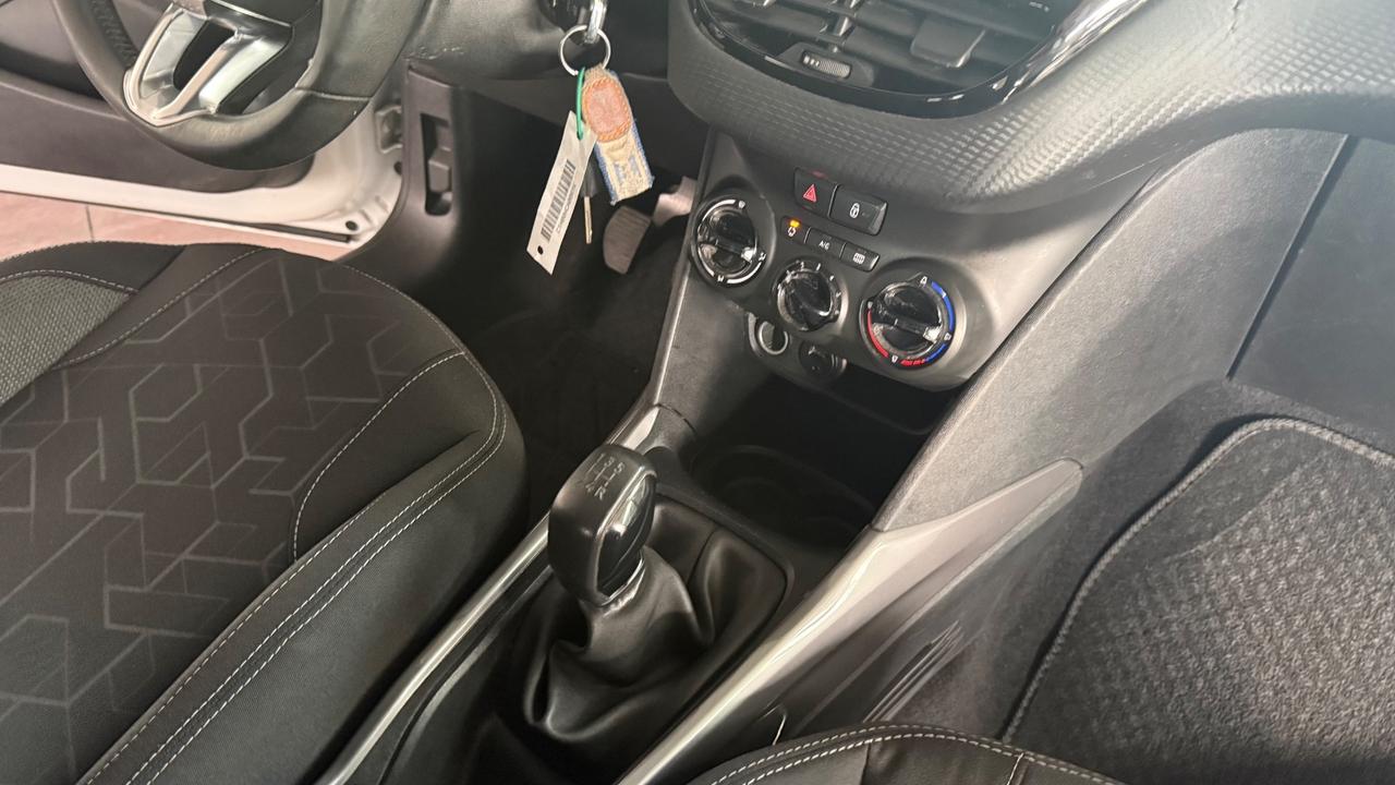 Peugeot 2008 BlueHDi 100 Black Matt
