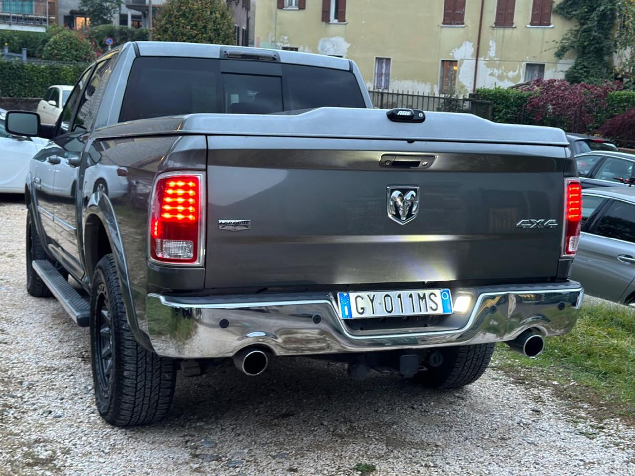 Dodge RAM LARAMIE AMATORE 4x4 KMCERT UNICOPR