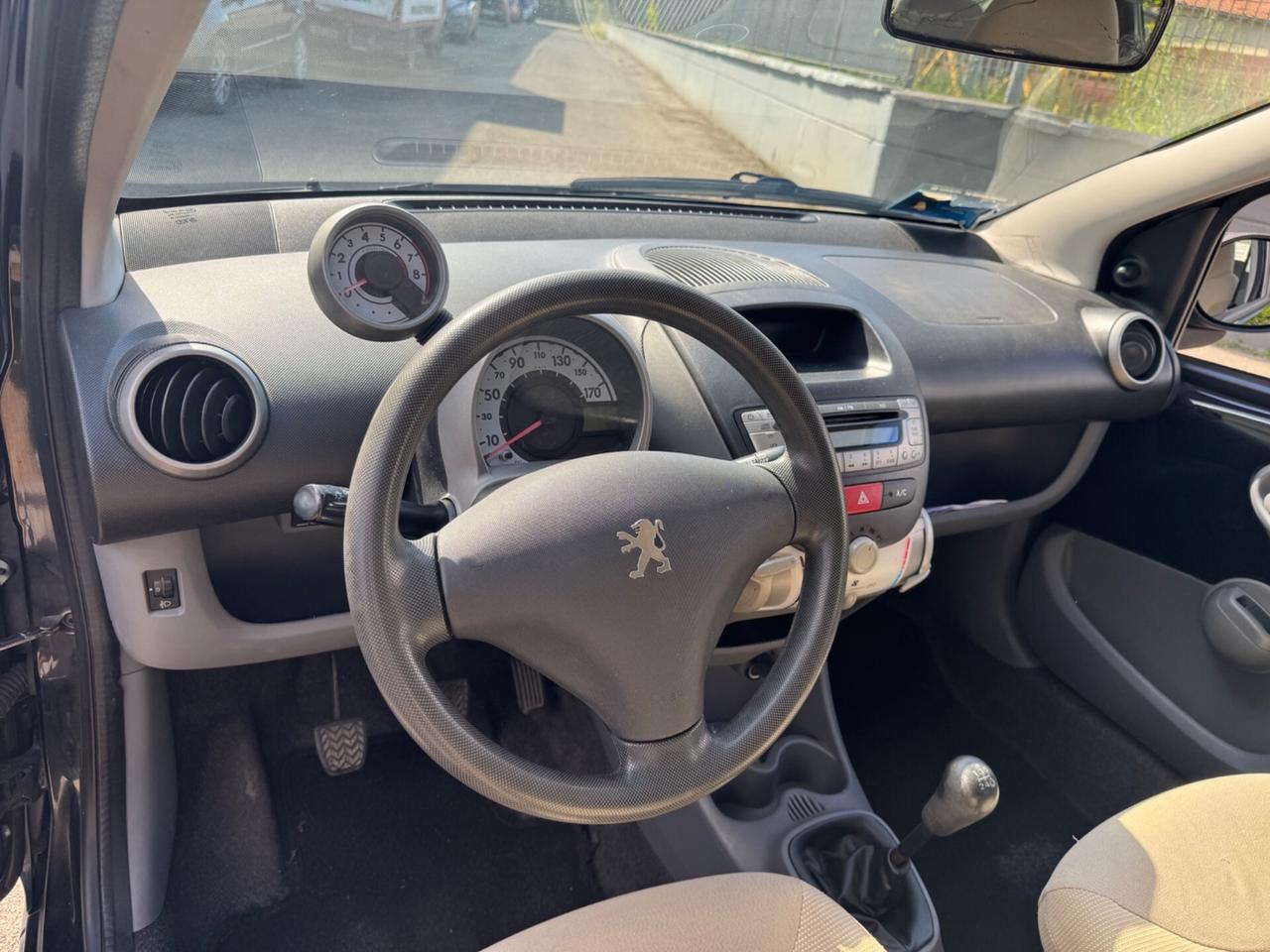 Peugeot 107 1.0 68CV 5p. Sweet Years