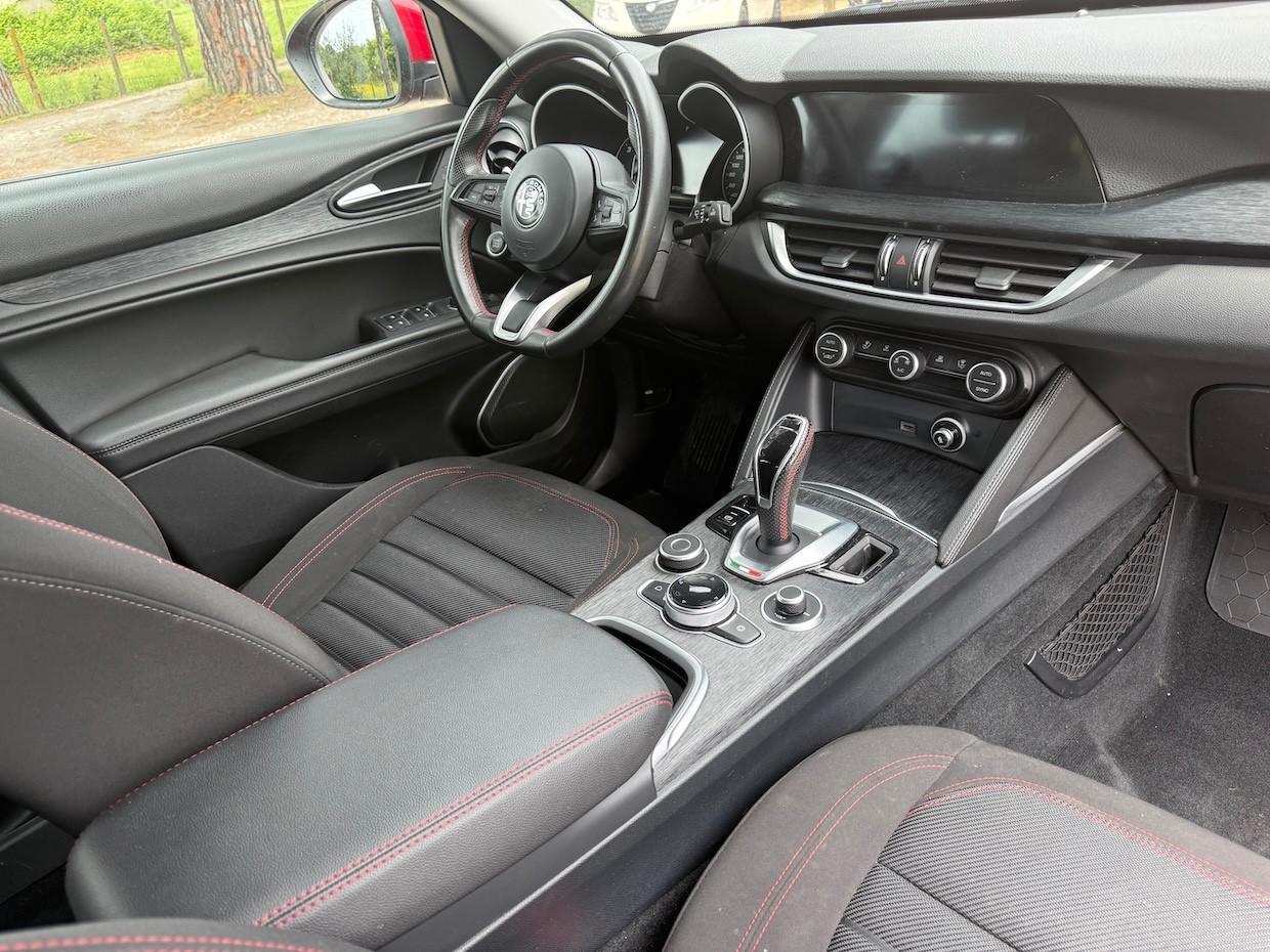 Alfa Romeo Stelvio 2.2 Turbodiesel 160 CV AT8 RWD Rosso Edizione