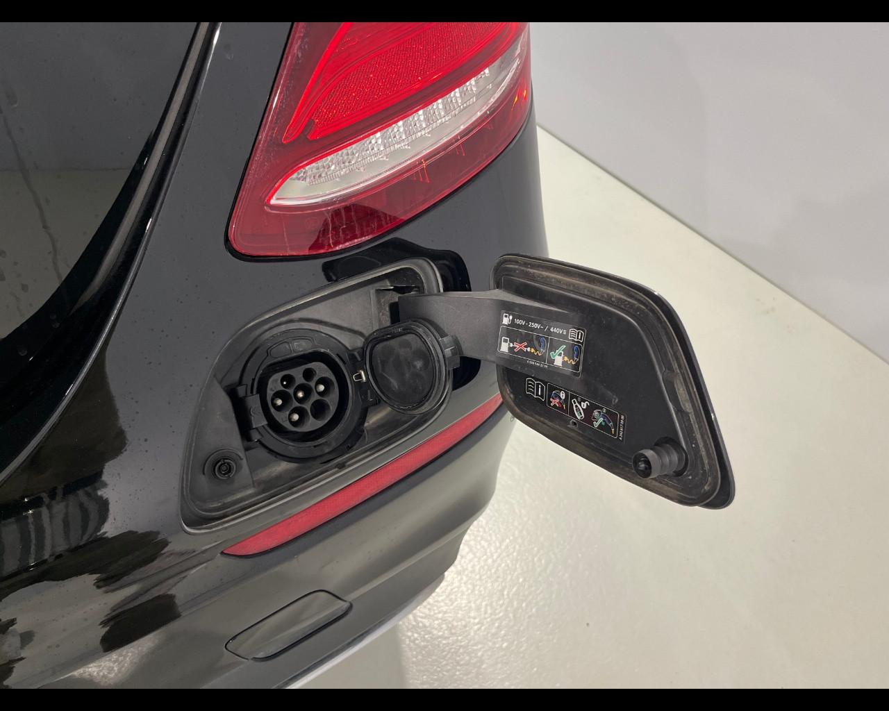 Mercedes-Benz Classe E (W/S213) - E 300 de Auto EQ-Power Premium