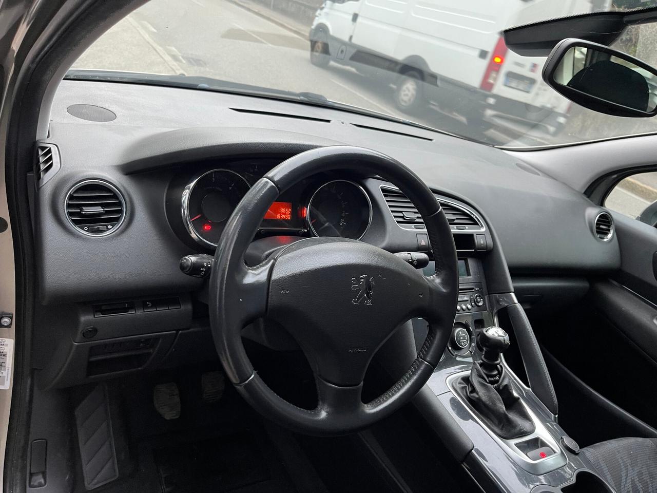 PEUGEOT 3008 1.6 HDi BUSINESS - ANCHE PER NEOPATENTATI - UNICO PROPRIETARIO - 2010 - PREZZO PER COMMERCIANTI