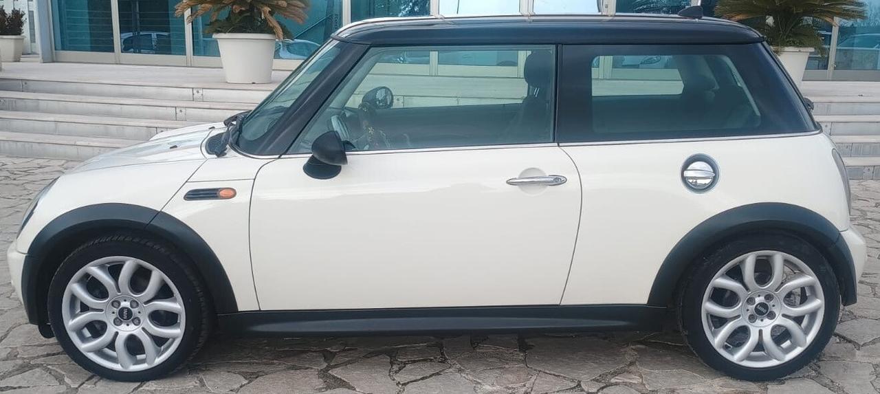 Mini 1.4 tdi One D de luxe