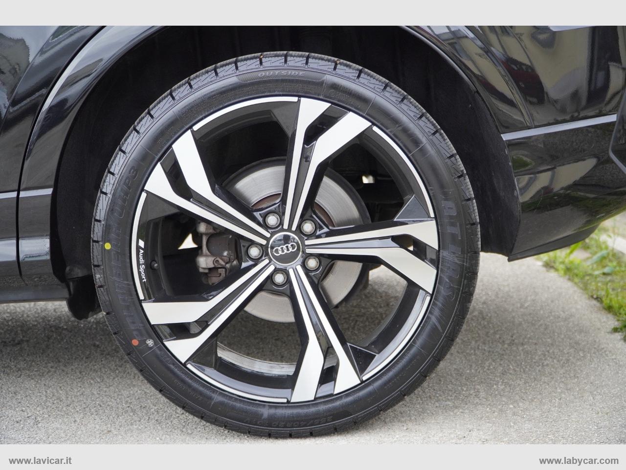 AUDI Q3 SPB 35 TDI S TRON S-LINE BLACK LINE