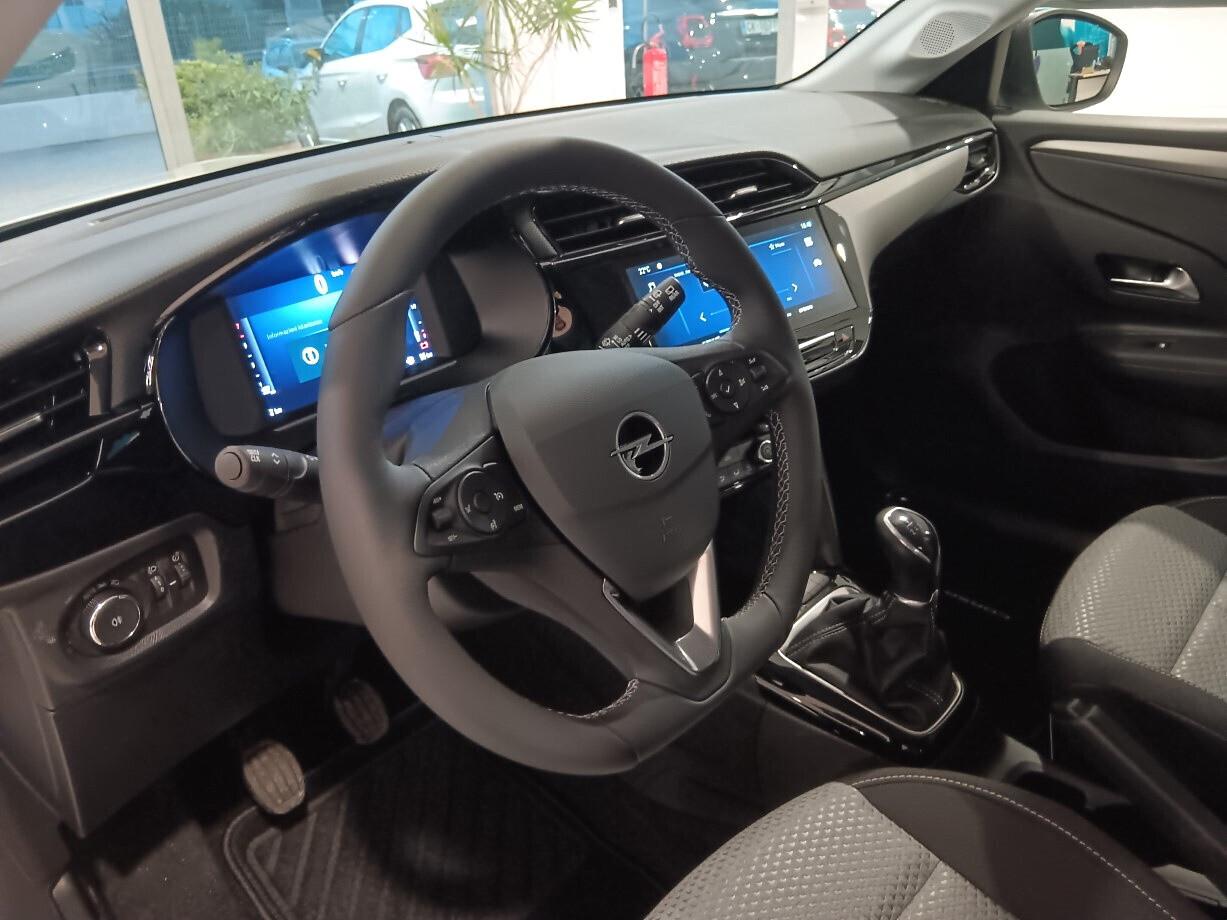 Opel Corsa Edition 1.2 benzina (75 cv)