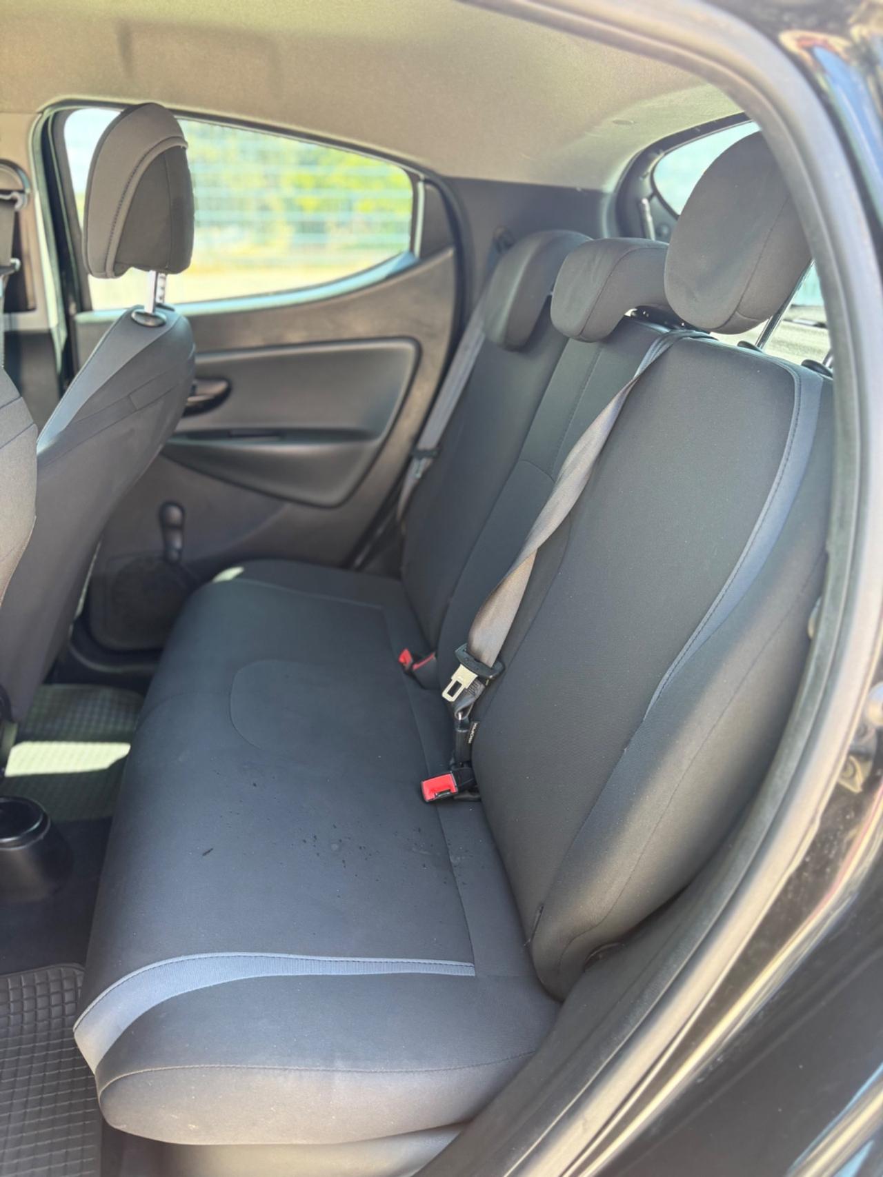 Lancia Ypsilon 1.2 69 CV 5 porte GPL Ecochic Silver