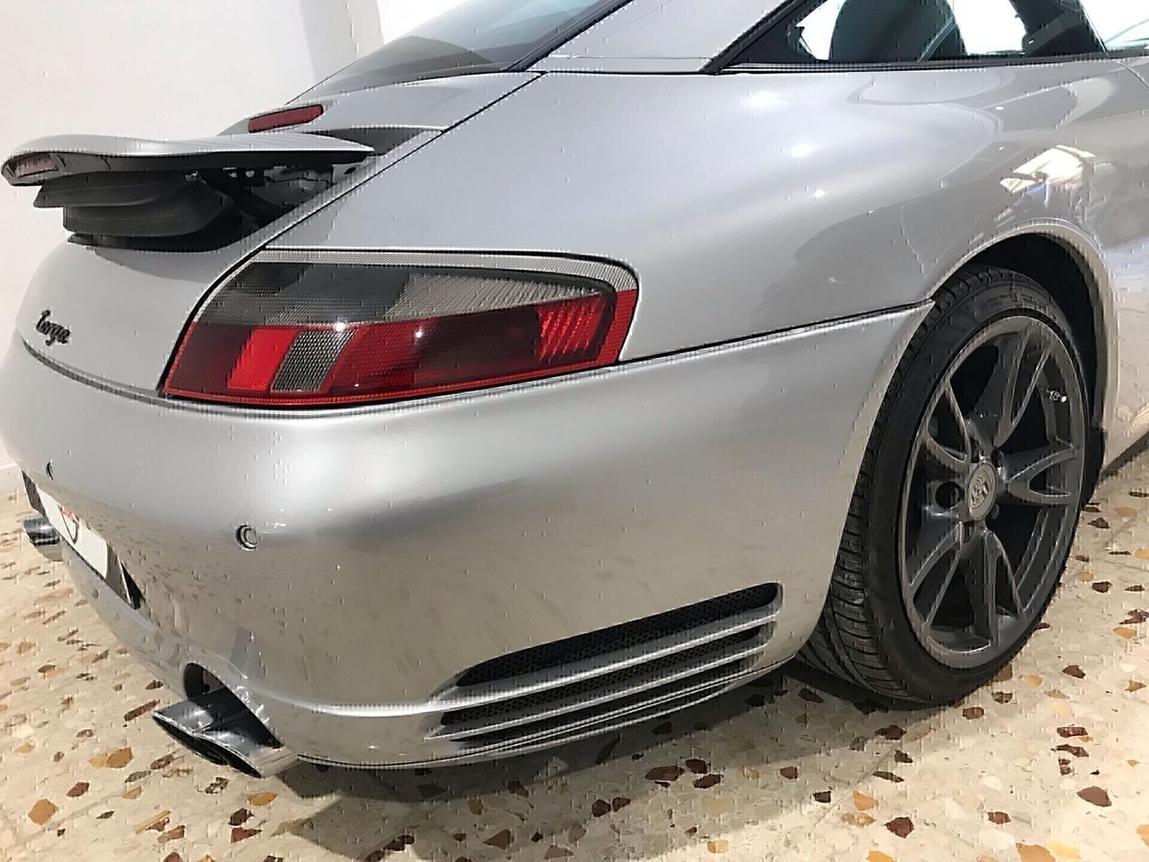 Porsche 911 Targa cat