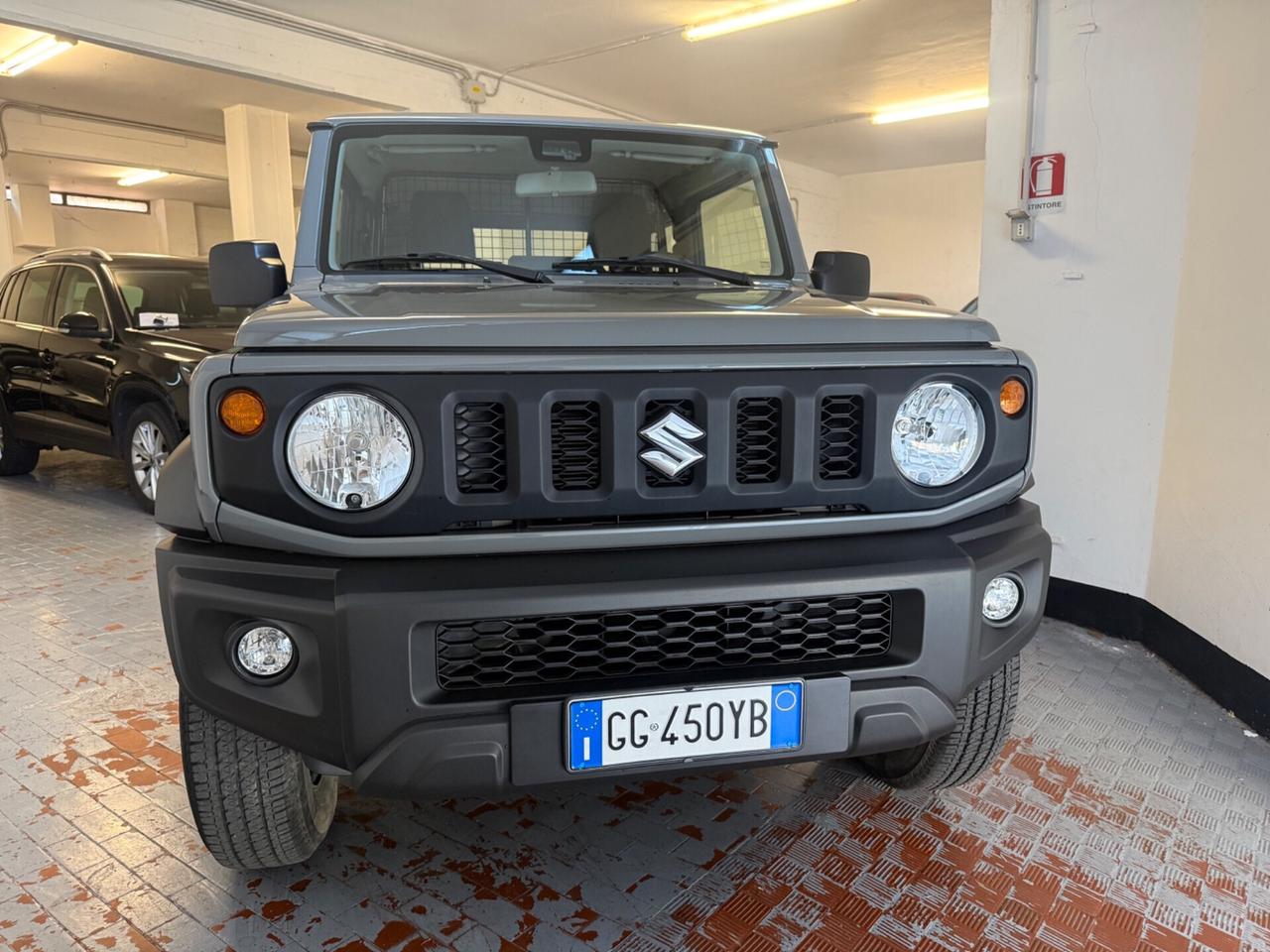 Suzuki Jimny 1.5 5MT PRO (N1)